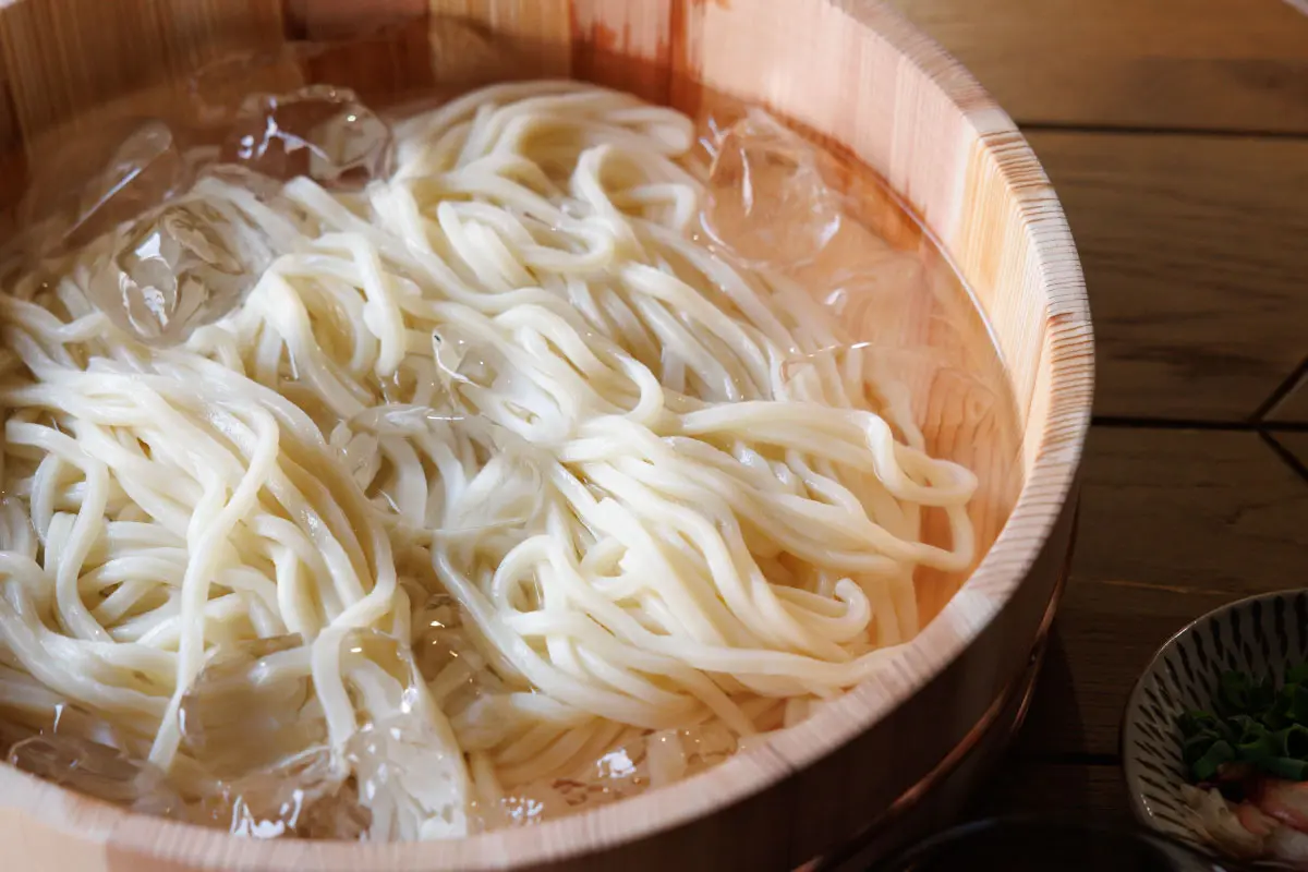 暑い季節は冷やしうどん